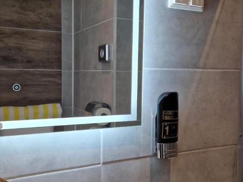 548E09534F4F0CDD2B05AA4D010D0FFD