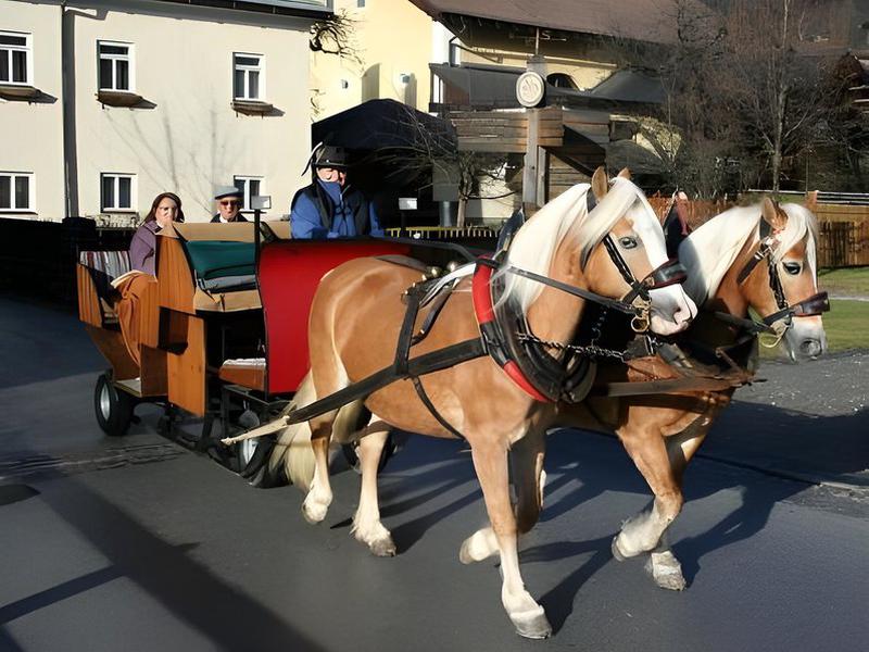 7992A6A350E71CD3F76E840FF444BA57