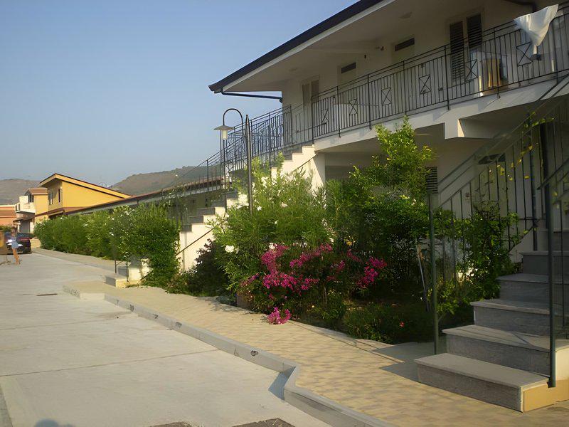 A0F29B6DEBCE4B3D86963F96F023E967