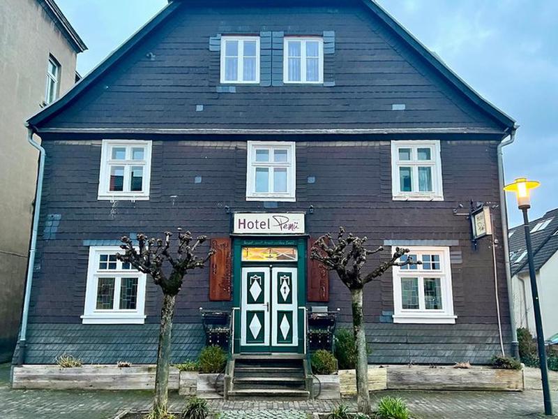 36B1B2A5F38E9D65CA52467D2D9139D3