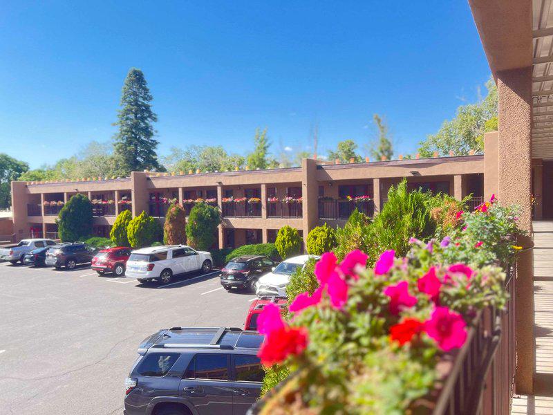 526646BCBFEF4FE49281B0642FC5DFF6