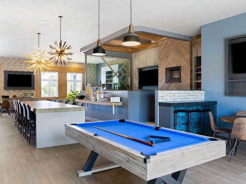 E6D708DE4A171C18552658A4DE86EFE4