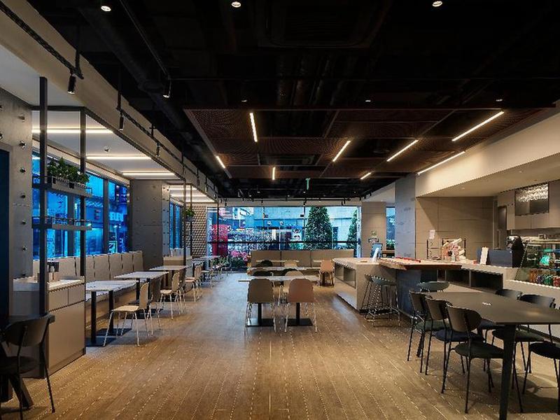 826CCF938F4FE7092F025590D64C7140