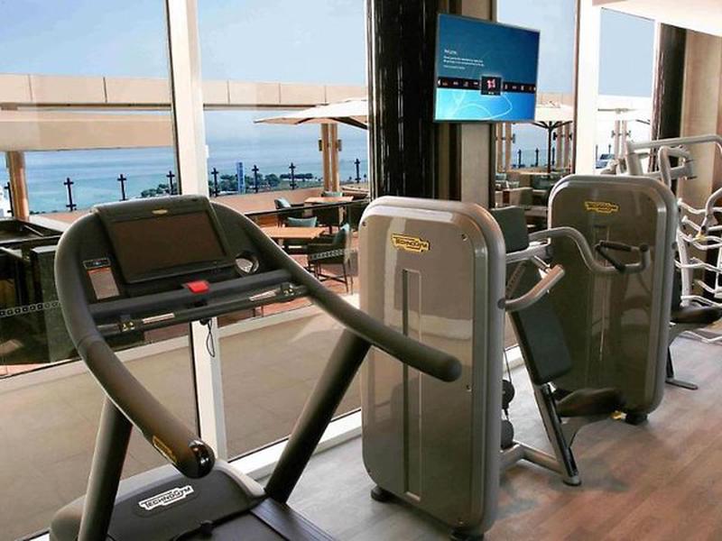 DF5BB195D0A8477D456A0EB302C9DA96