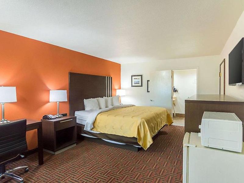 6E23C3D6DC3848567F0A3C3C77C886DD