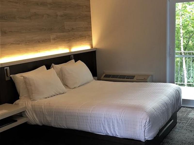 FEB2687ED151839E8B325ED2E1CC61C2