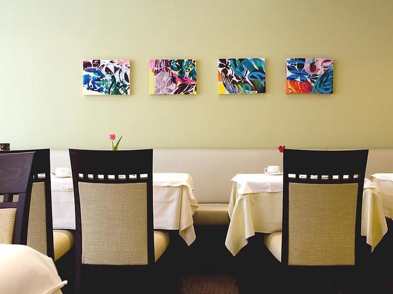 FFAEEBFBA2B0B34FAE15C3C664F9D2FF