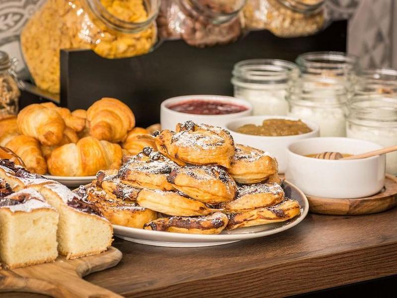 EB8DEB1B1B3F1FCBD1A9506602C49377