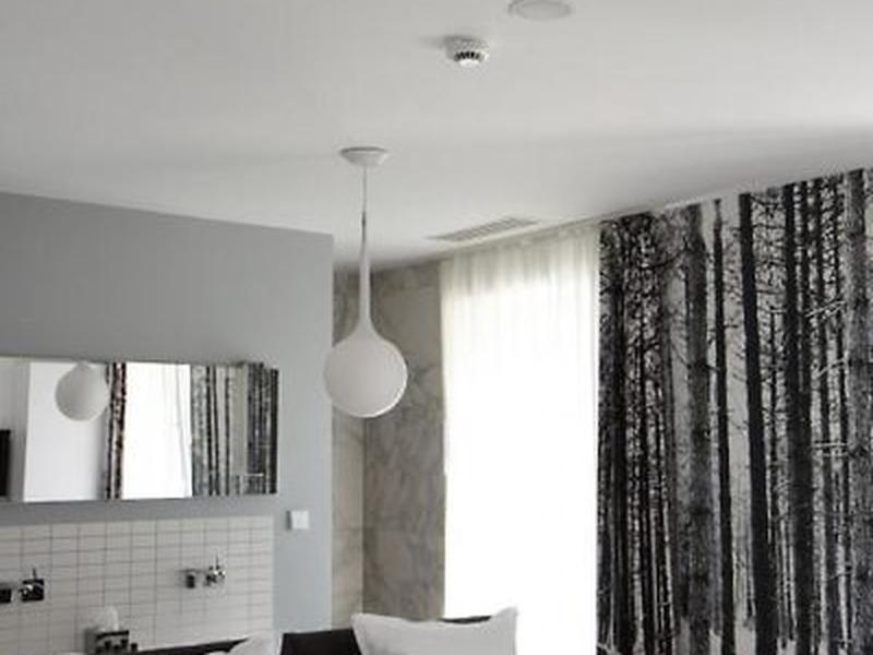 57A52E23B237936A1E5A32F77851FB26