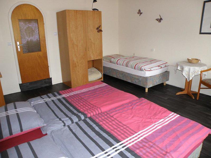 562DF2A4ABAEBABAC57960DA0FB74CBD