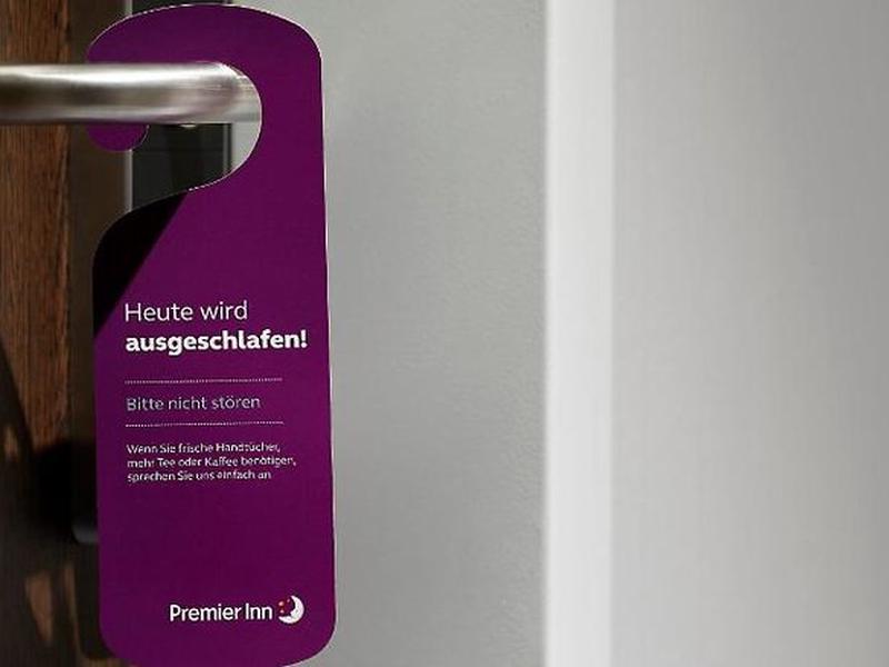 11CD803E36EF6CB8CFA5FAB6DE99B81A