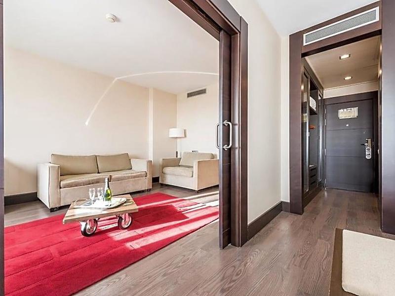 2AD654CEBE9D3F27373F8A4D020923AE