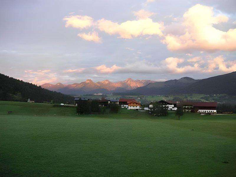 1B0DB51C13AAD160E1AC6866114DDD27