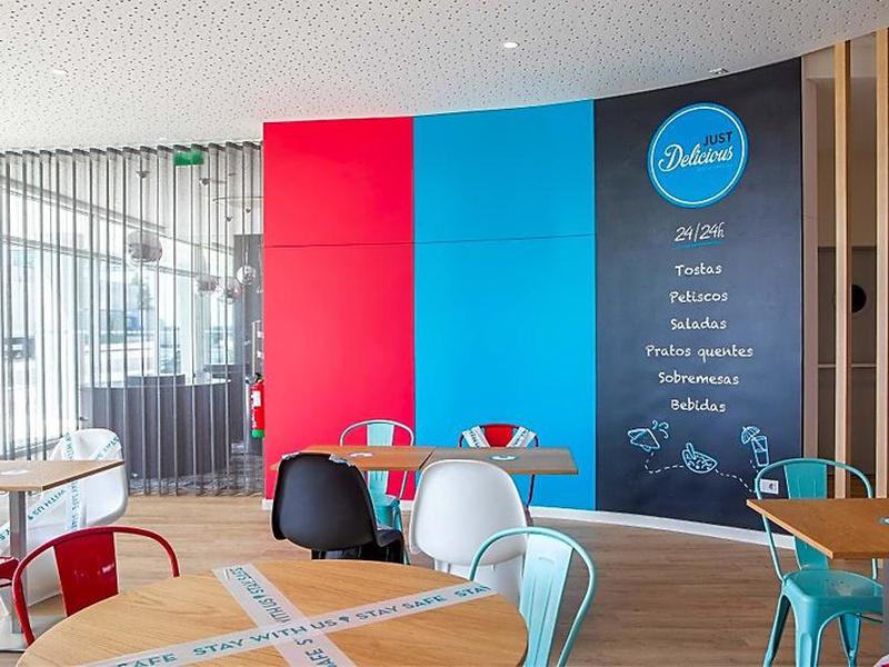 D12AEED238F0D2A2A9AE9B4114E8E288