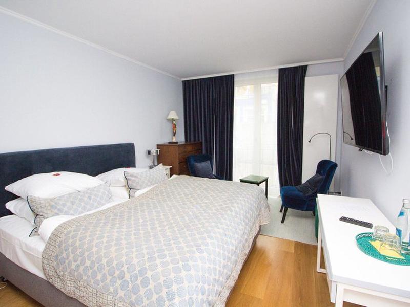 1A3ECD71EEF947F8F9AAFF1EFD386279