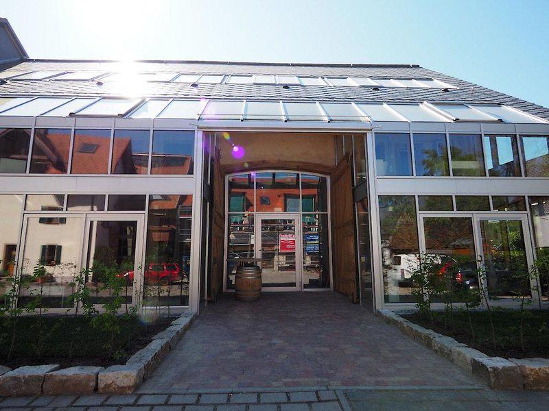 97CC08DDEA229D019E30836ADFB4D4B3