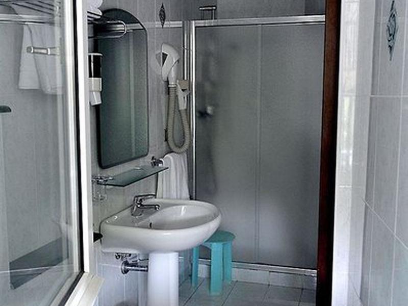 32E03820424F41D713B1941E558E6530