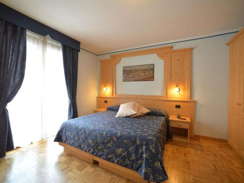 B1C71E9EBE2460C2F79A25E2893B9759