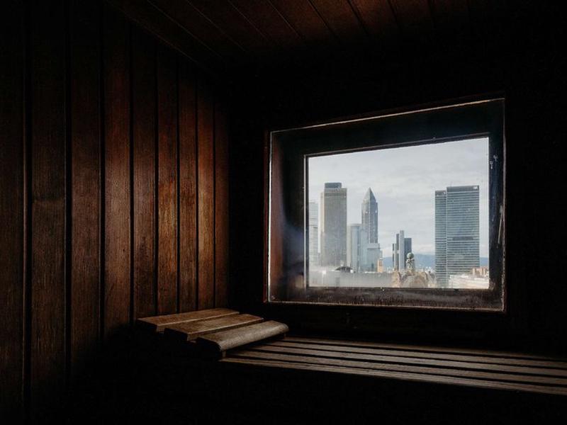 BFA34BB9898BCA7E770023EB2E500284