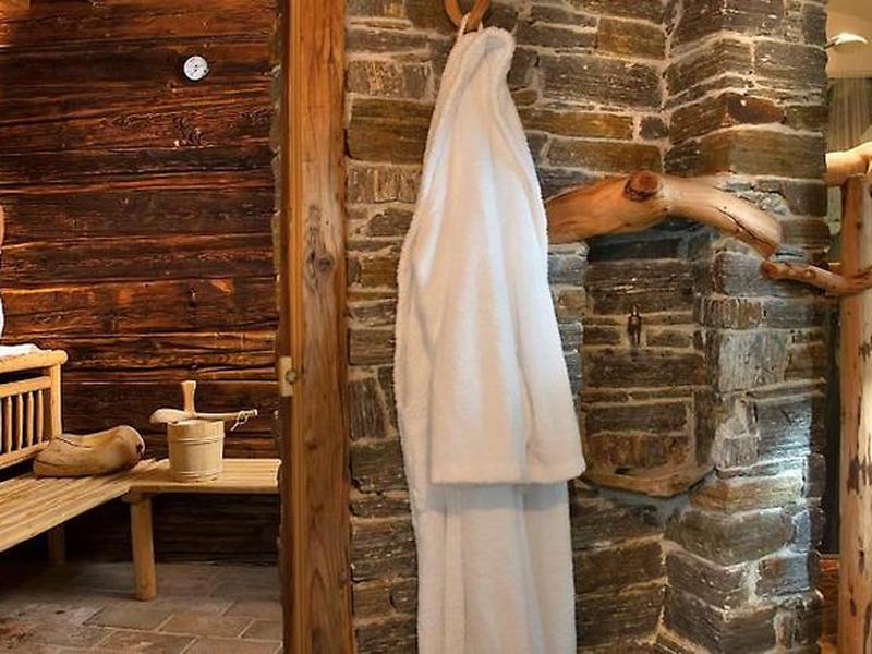 45FB91ACA72186463ACD4E0C60DE930F