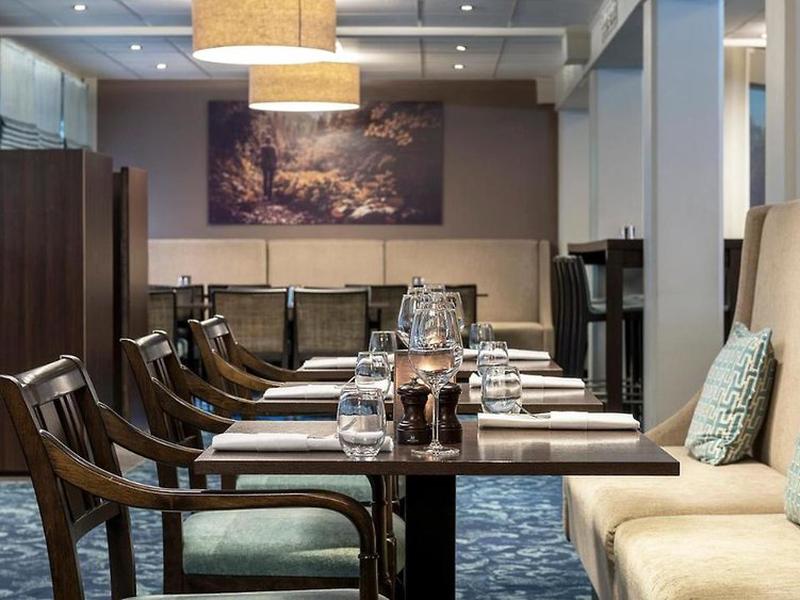 6E56DD06F0D724F48EC0A75ECA290203