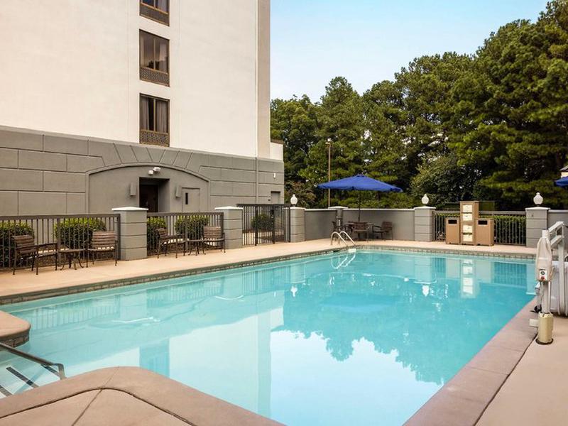 2C7EEE183C23438382FE42274F6AE427