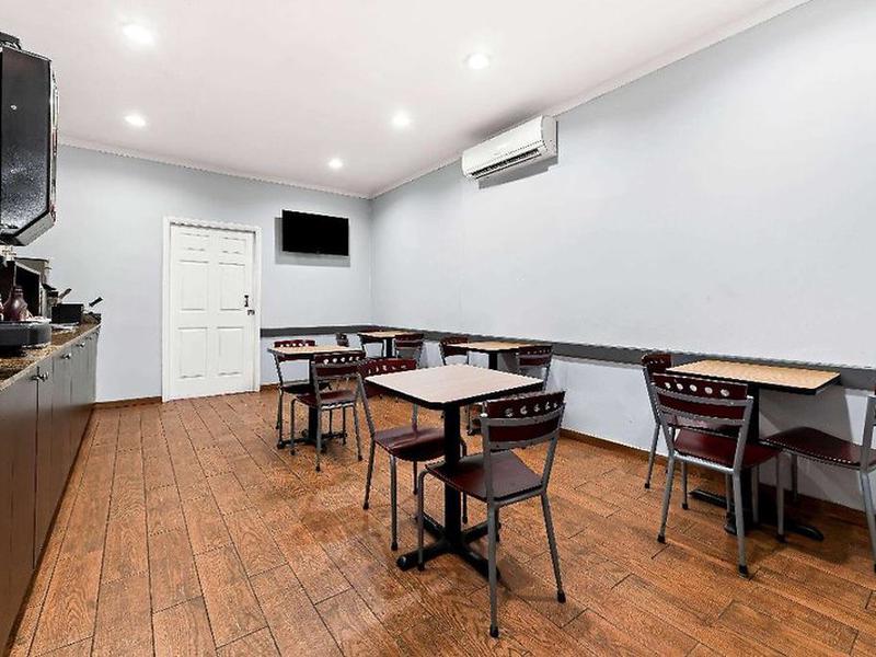 710B5A8E7D14F567661487718804C704