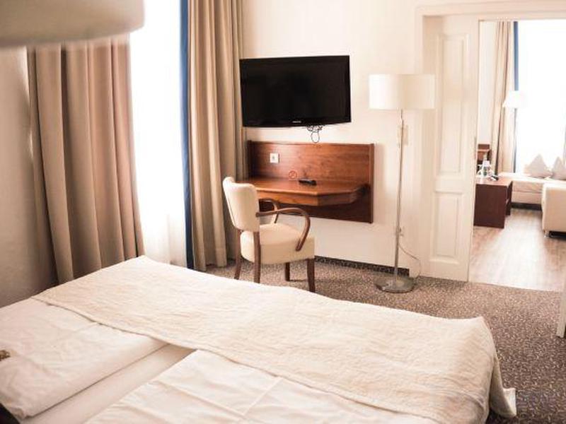 8AF00F691E051A5DF3506523BFA975E9