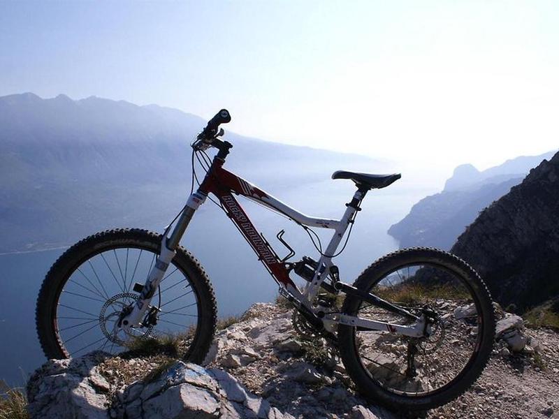 42ACBC63C631AC3DB7A8902AB165D680