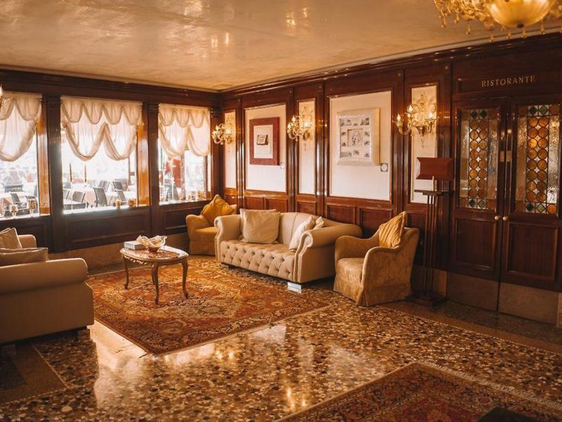 7744A93A775390F6B22215BC5712F212