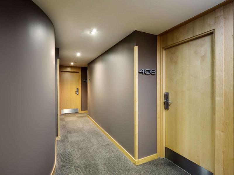 AE4F50EE577B44FFC4658203AF644134