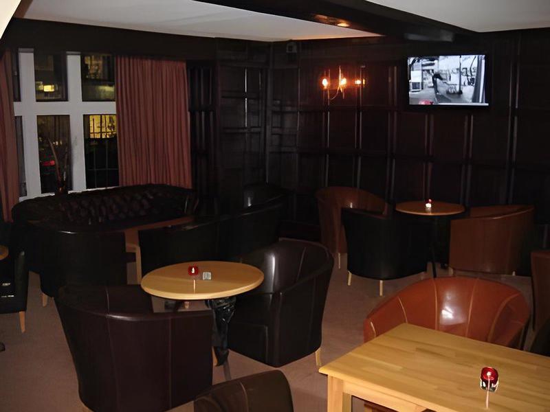 744F125FD1B6A4BEC0AFE97352A3B636