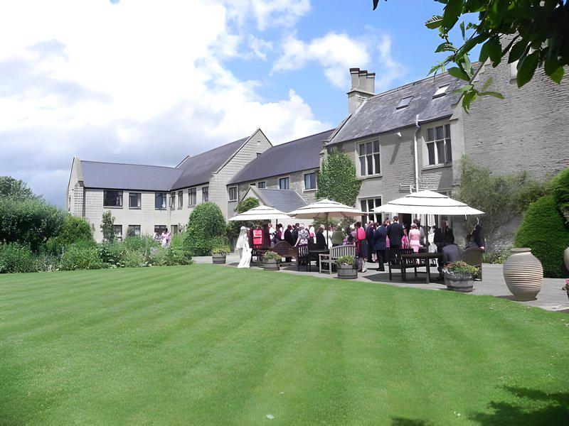 4A88BC1C201F595C192F92A8DF7ED006