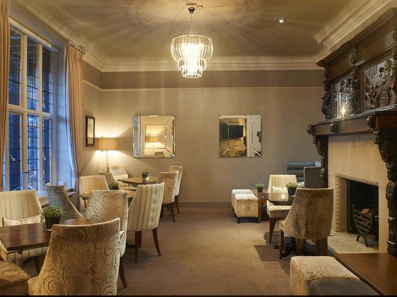 F0066BC89D5E4AF1042BA990654DED25