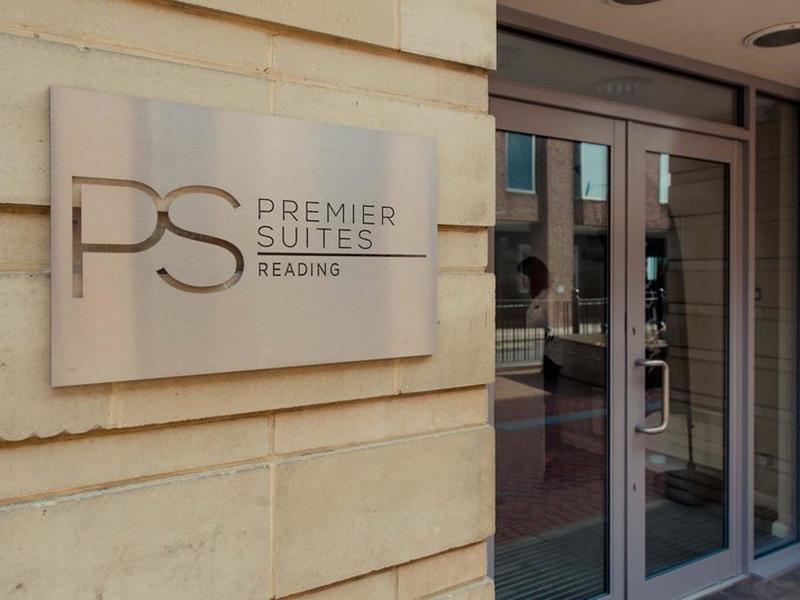 AFB57686F17EB27FC3D297D5C1DFA4C1