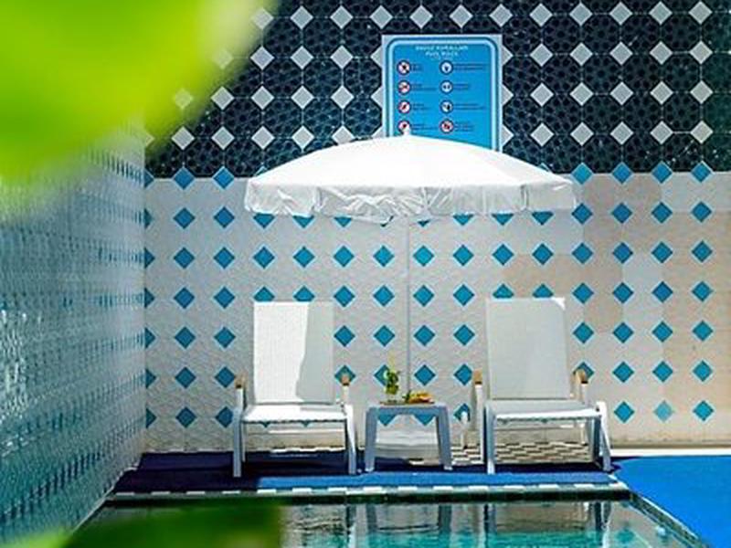 D85BCE1C0C52F18E5D4973059FC2CD73