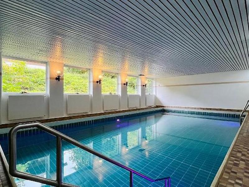 89F1CEB4131560E7B16AE82F11538BD9