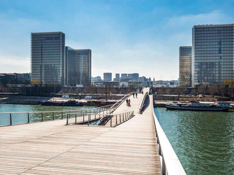 AF099B206C1893D4B27C319EFA462E19