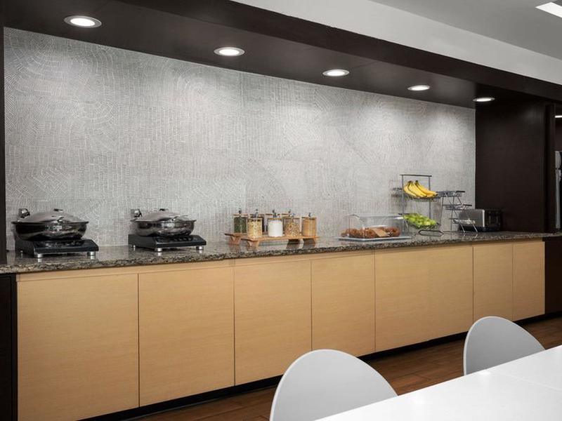 4C825B55C183E6E5FBD7877EDC75E500