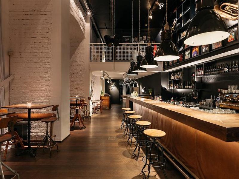 C7BDBD4BAAC676EF9E01E800C8CDACFD