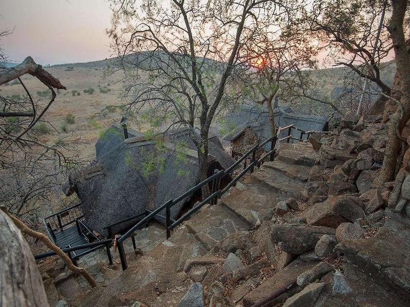 EFF29BC683F81C9C2EF80113A84AB167