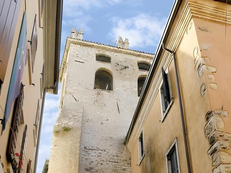 498D922F60679A14F1DCB0B1D6659531