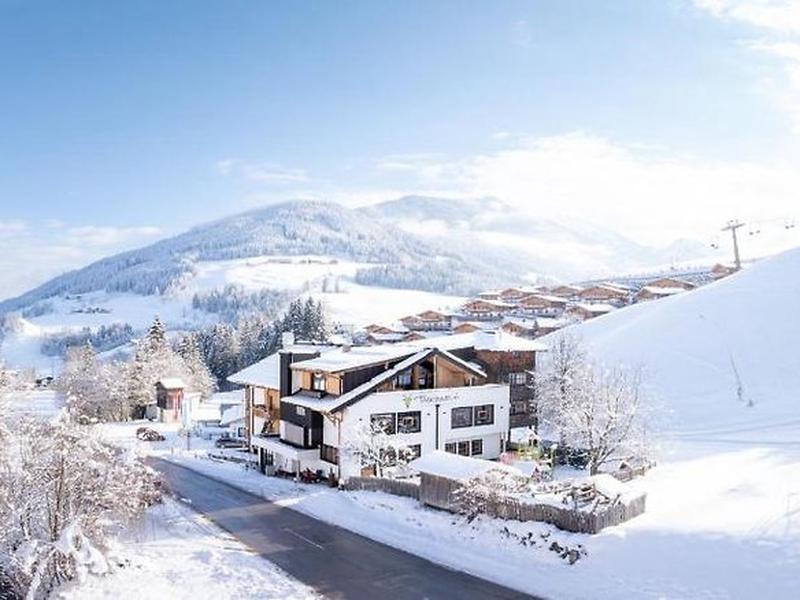 B8E22393B78B16D661D577B114D417D1