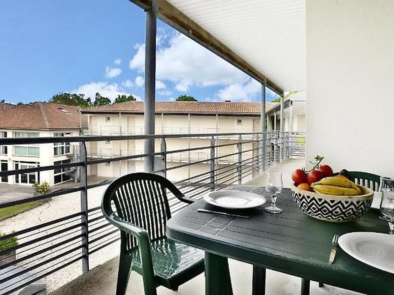 16FE76D408D7CCE1444762AA0CD66D1A