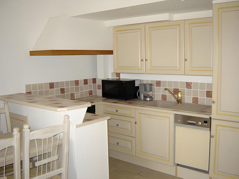 6CF9FFEC041D06DE65382D6BDA0D4E01