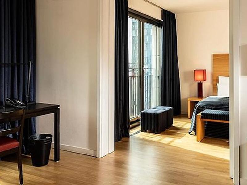 CBED3A59D4736D7A5CB3B6F90CF2E033