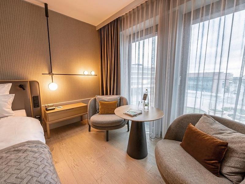 BA98AAFCB10F802161CCD44E2E893679