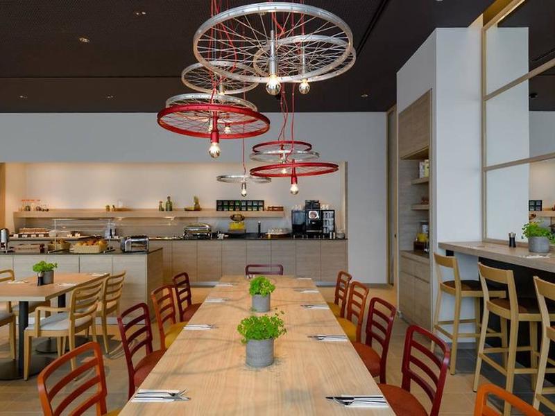 E1E03D4FA2BB47E7F9D005AA5C7966E3