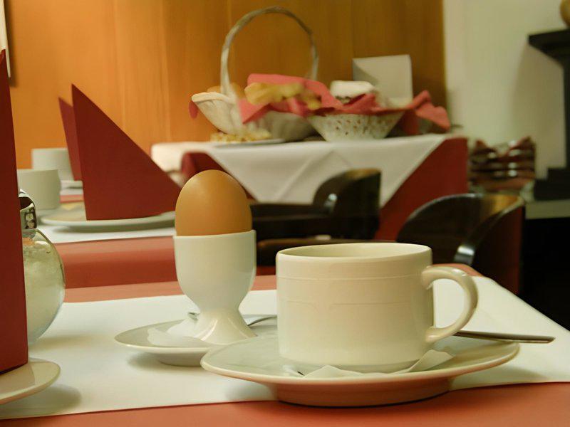 7B973FC7FB14108048138CAAFA3547F1