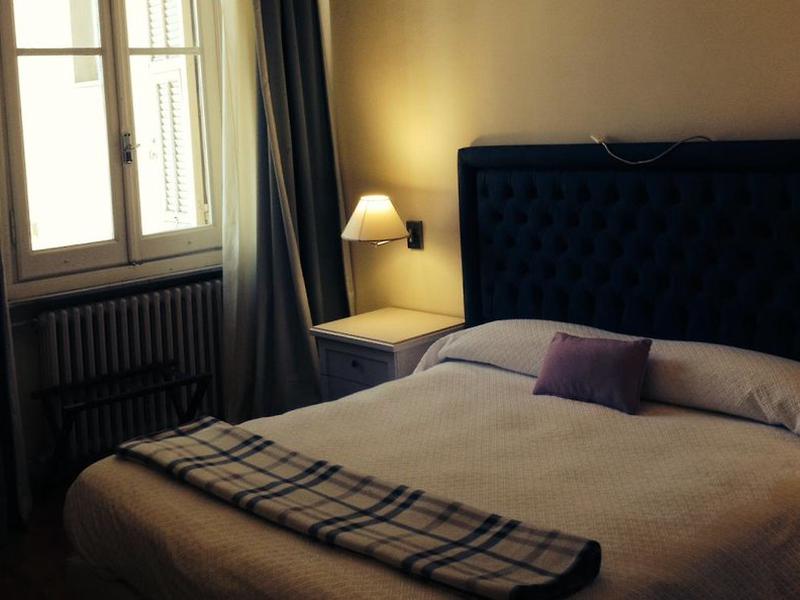 B85EA28706BC9923EA67875383008272